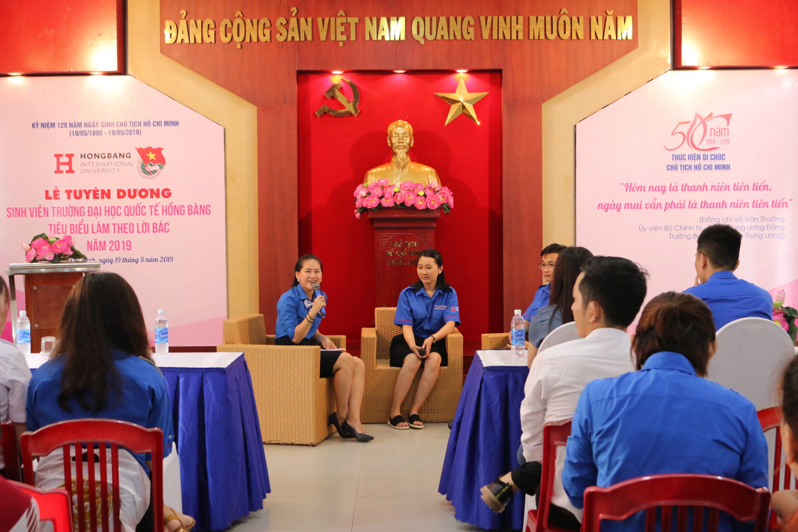 “Nhìn lại 4 năm học tập, hoạt động tình nguyện tại trường, không hề hồi tiếc”