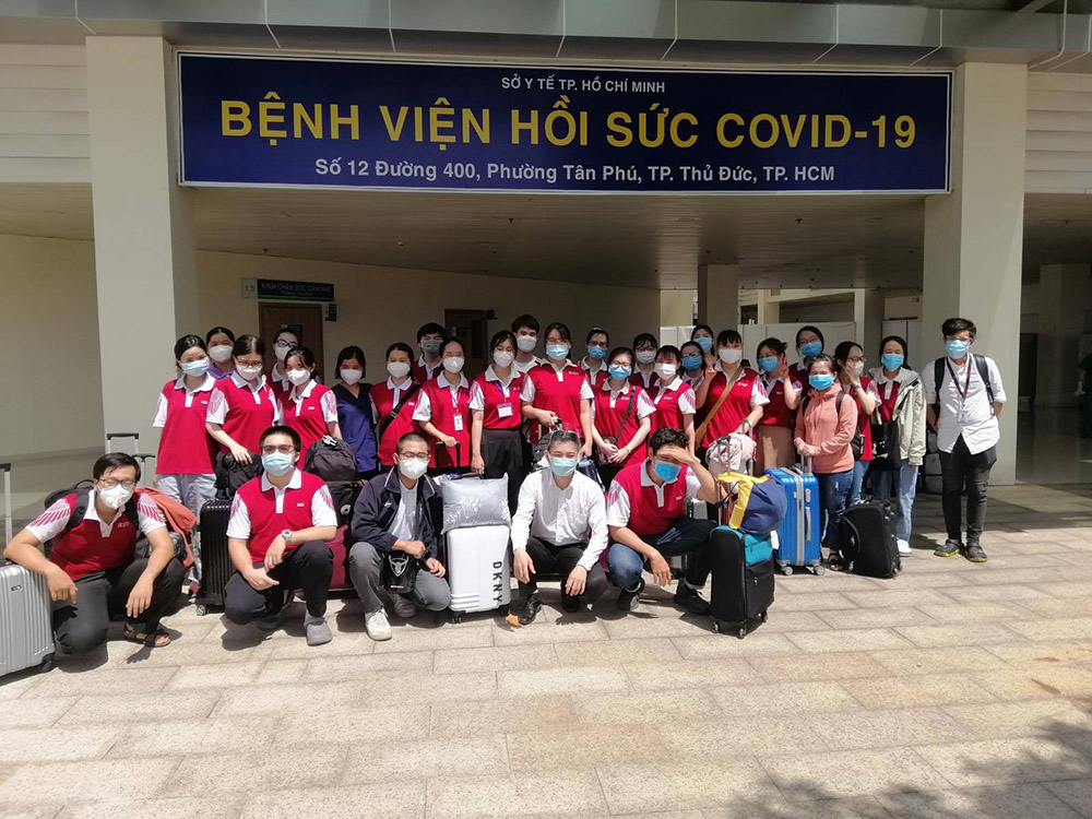 Sinh viên HIU tham gia chống dịch covid-19