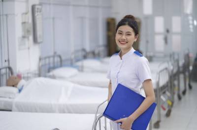 Đổi mới và phát huy sức mạnh hệ thống để nâng cao chất lượng đào tạo cho ngành điều dưỡng nói riêng và các ngành khối khoa học sức khỏe nói chung tại Đại học Quốc tế Hồng Bàng.
