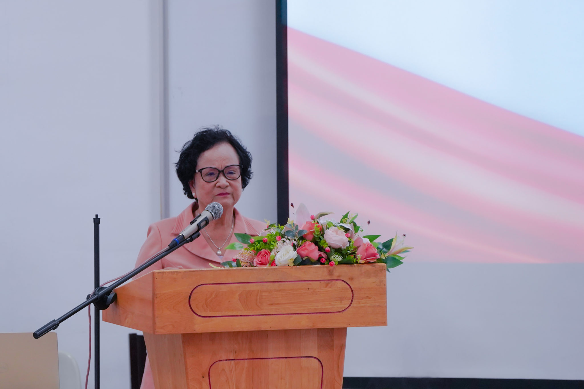 Nomination Ceremony: Associate Professor, Ph.D., Dr. Lam Hoai Phuong ...