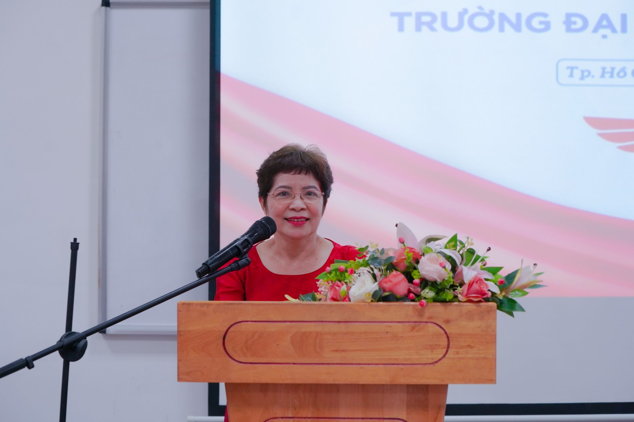 Nomination Ceremony: Associate Professor, Ph.D., Dr. Lam Hoai Phuong ...