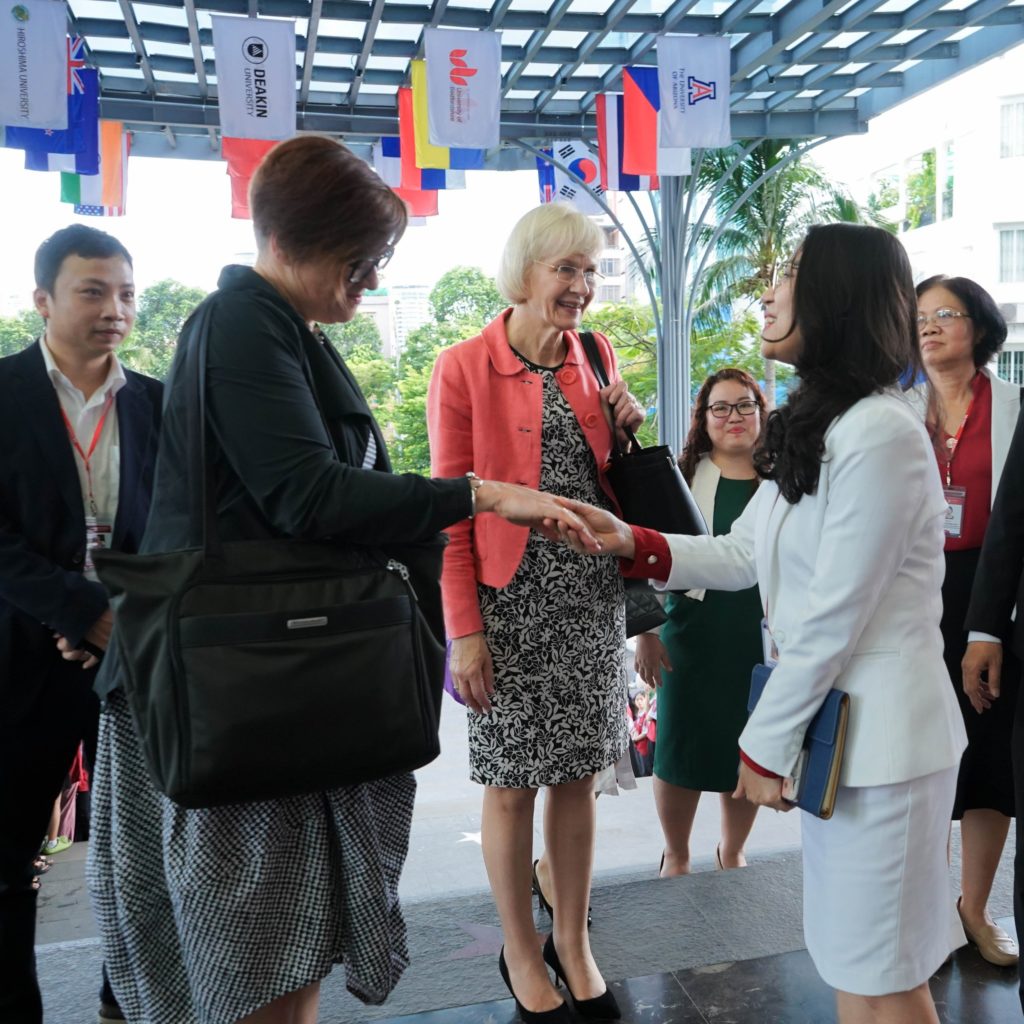 310879780 5379349692134731 2462915328125186570 n HIU welcomed the University of Queensland (UQ) to HIU for a visit to observe the new partnership