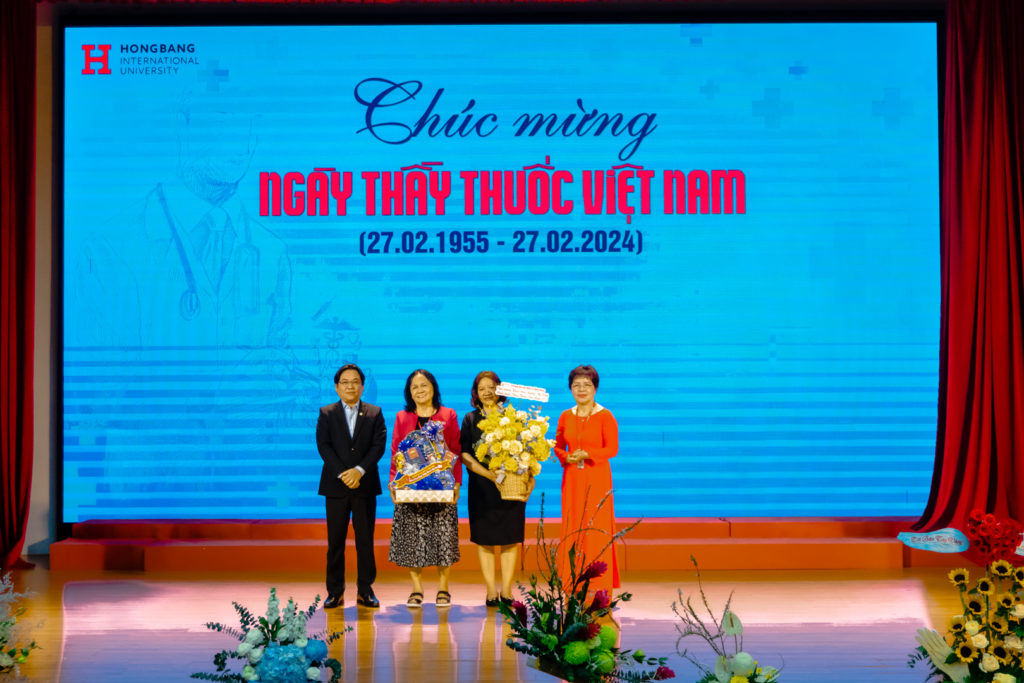 HIU07776 HIU tổ chức Lễ tri ân ngày Thầy thuốc Việt Nam