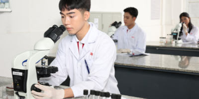 Ngành công nghệ sinh học tại HIU: Chìa khóa mở ra cánh cửa khoa học và công nghệ tương lai