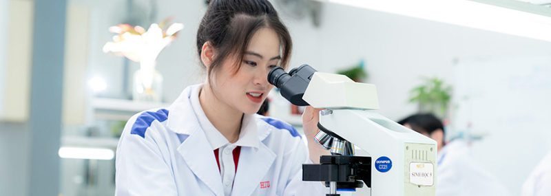 Kỹ thuật Xét nghiệm Y học đóng vai trò quan trọng, giúp chẩn đoán và theo dõi bệnh chính xác