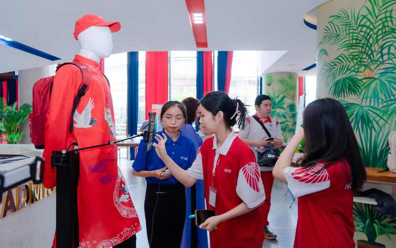 Gen Z nên học ngành gì tránh bị AI thay thế và tăng cơ hội việc làm