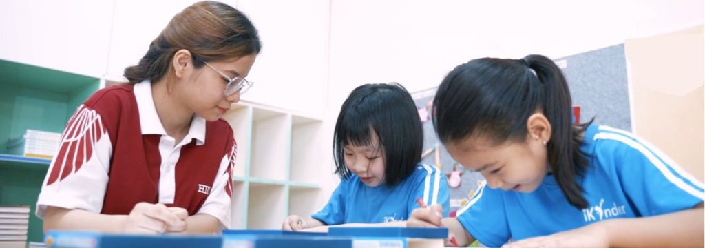 Giáo dục Tiểu học tại Trường Đại học Quốc tế Hồng Bàng (HIU) được thiết kế toàn diện, hiện đại và giàu tính nhân văn