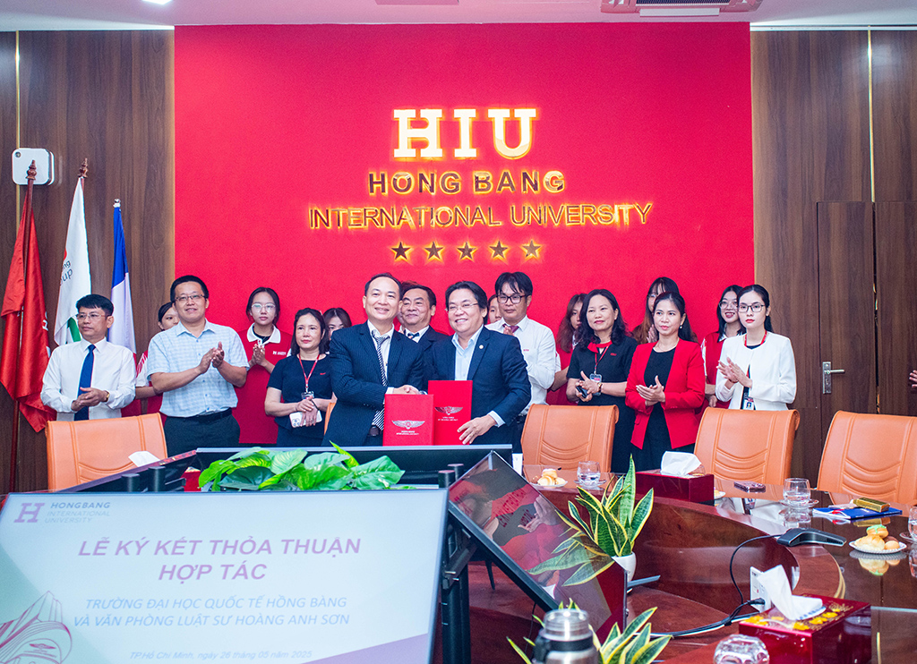 HIU ký kết cùng đại diện Văn phòng Luật sư Hoàng Anh Sơn