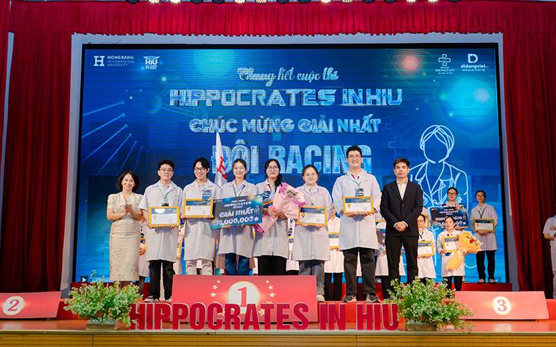 Hippocrates in HIU 2025 khi sinh viên khối Sức khỏe “thử lửa” nghề y tại bệnh viện