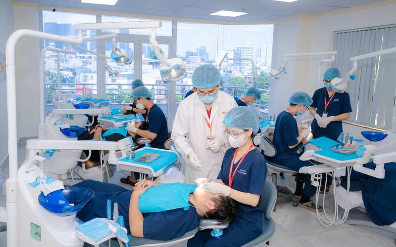 Học B00 không đậu Y – nên chọn ngành nào để không lãng phí tổ hợp?