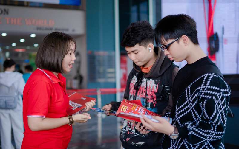 Học ngành gì dễ xin việc hoặc du học sau này?