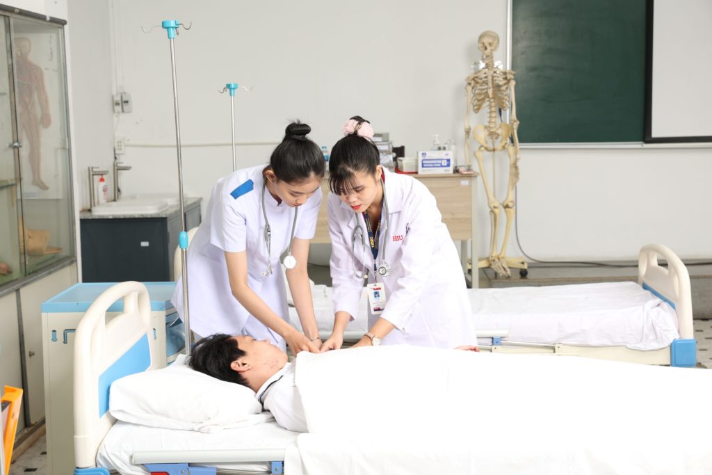 Học ngành nào dễ xin học bổng du học