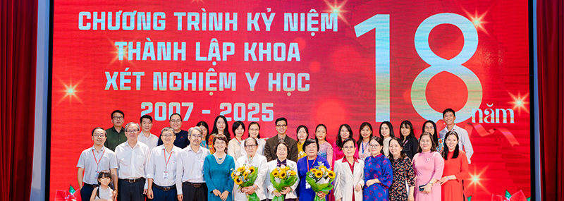 Nhìn lại hành trình 18 năm xây dựng và phát triển của Khoa Xét nghiệm Y học HIU