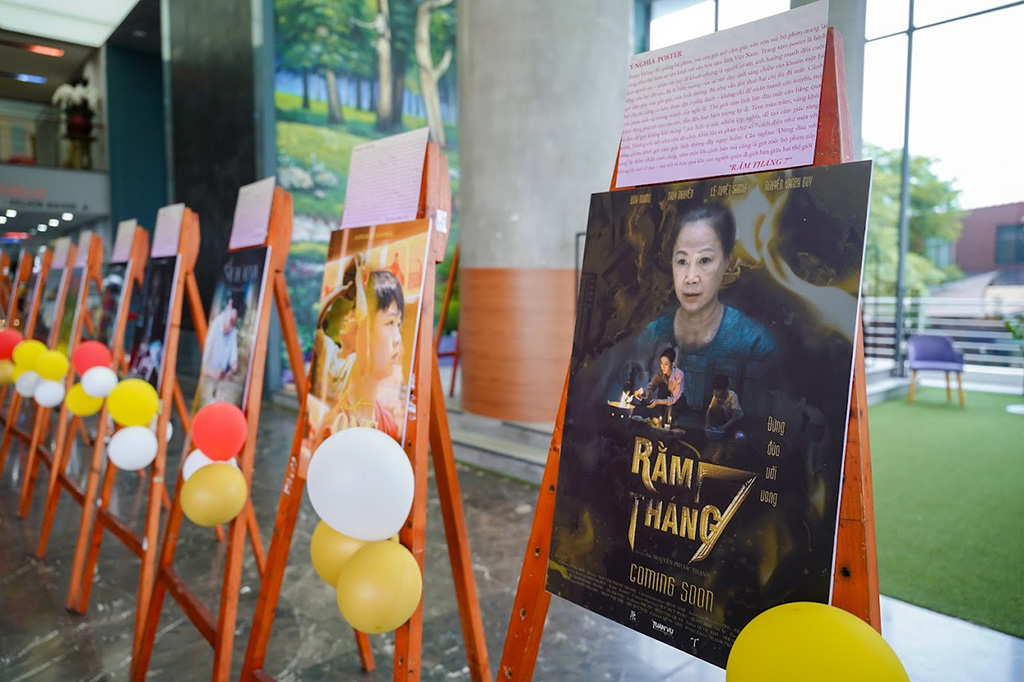 Không gian trưng bày các Poster Phim ngắn và MV tại CinéMinds 202