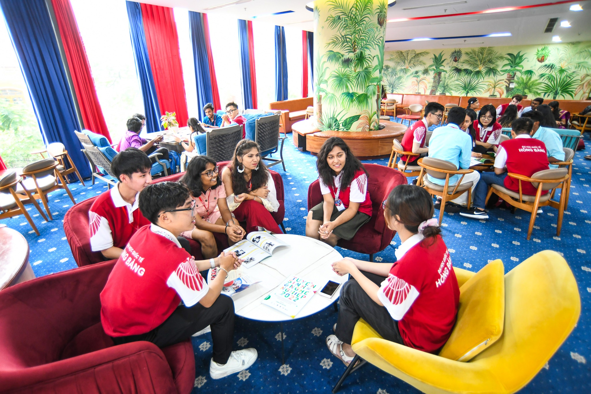 TĂNG CƠ HỘI TRÚNG TUYỂN HIU VỚI CHỨNG CHỈ TIẾNG ANH