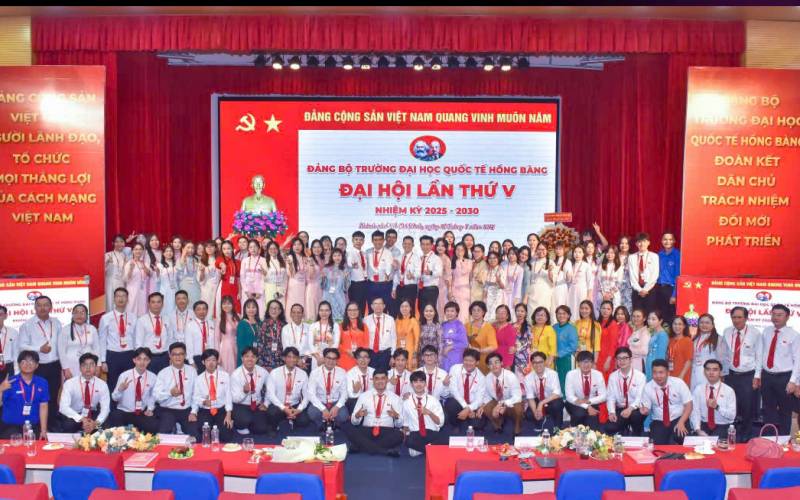 ĐẠI HỘI ĐẢNG BỘ TRƯỜNG ĐẠI HỌC QUỐC TẾ HỒNG BÀNG LẦN THỨ V, VỚI PHƯƠNG CHÂM “ĐOÀN KẾT – DÂN CHỦ – TRÁCH NHIỆM – ĐỔI MỚI – PHÁT TRIỂN”