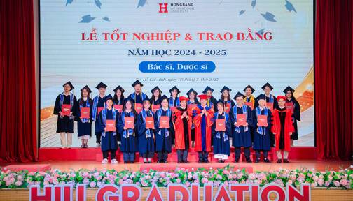HIU vinh danh gần 1.800 tân khoa tại Lễ tốt nghiệp 2025