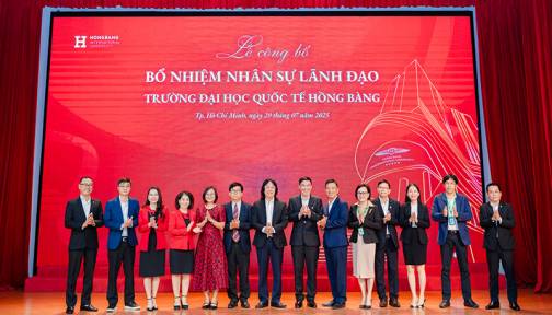 HIU nhìn lại 2025: Dấu ấn đổi mới và hội nhập