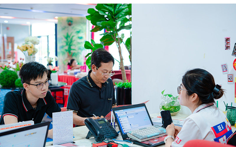 HIU công bố ngưỡng bảo đảm chất lượng đầu vào nhóm ngành sức khỏe 2025