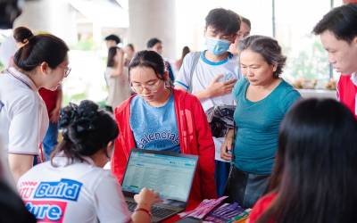 Chờ điểm chuẩn 2025: 3 điều đừng làm  và 3 điều nên làm