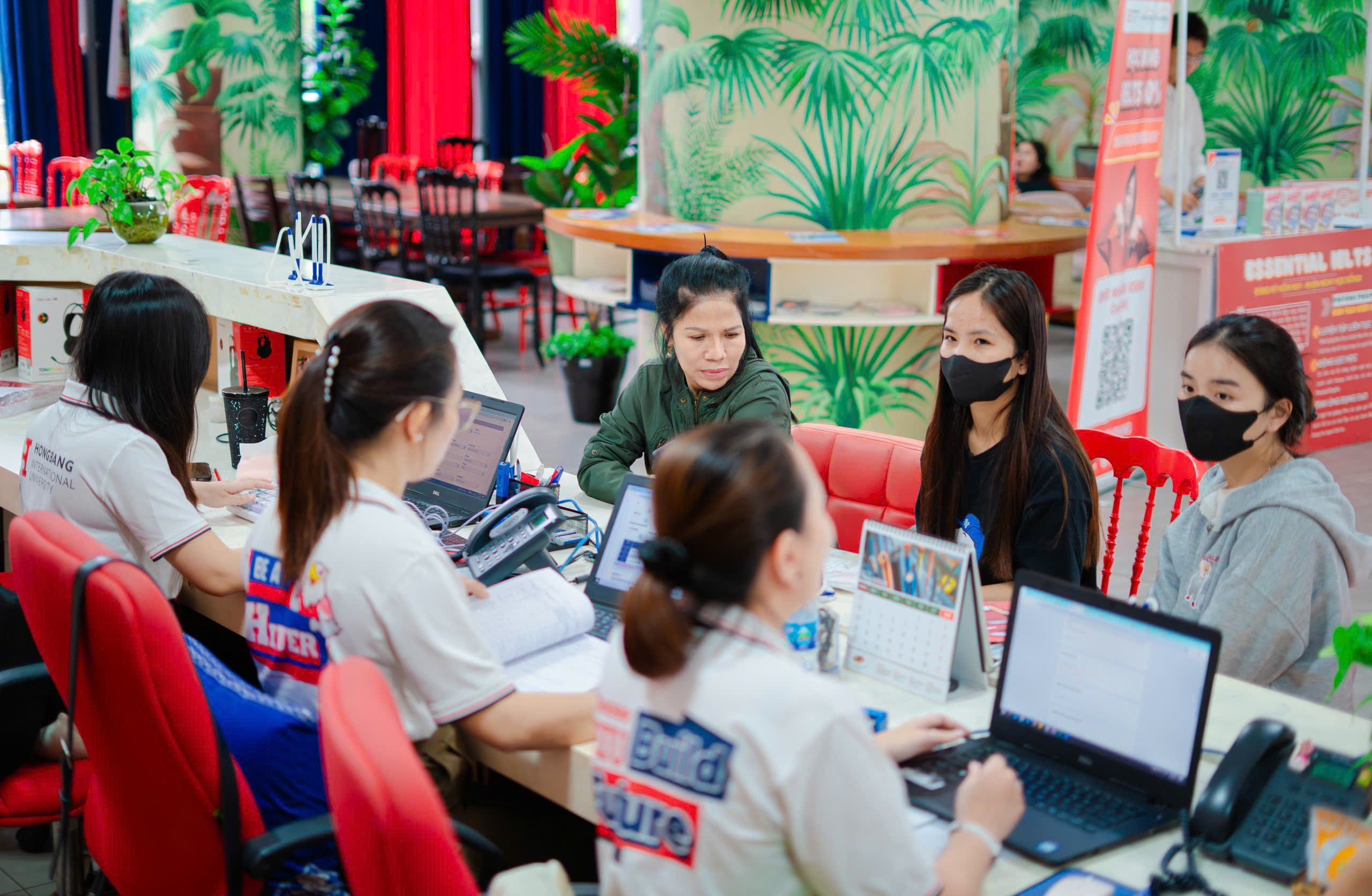 Nộp lệ phí xét tuyển đại học 2025 cho bao nhiêu nguyện vọng? Cách tính chi tiết
