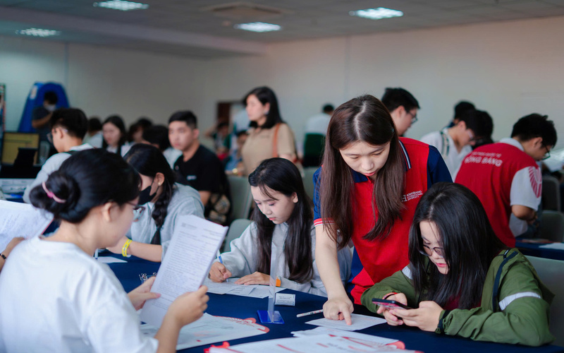 Xét tuyển bổ sung 2025: Thời gian, ngành và cách nộp tại HIU
