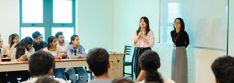 Orientation Day – Khởi động năm học mới cùng sinh viên quốc tế tại HIU