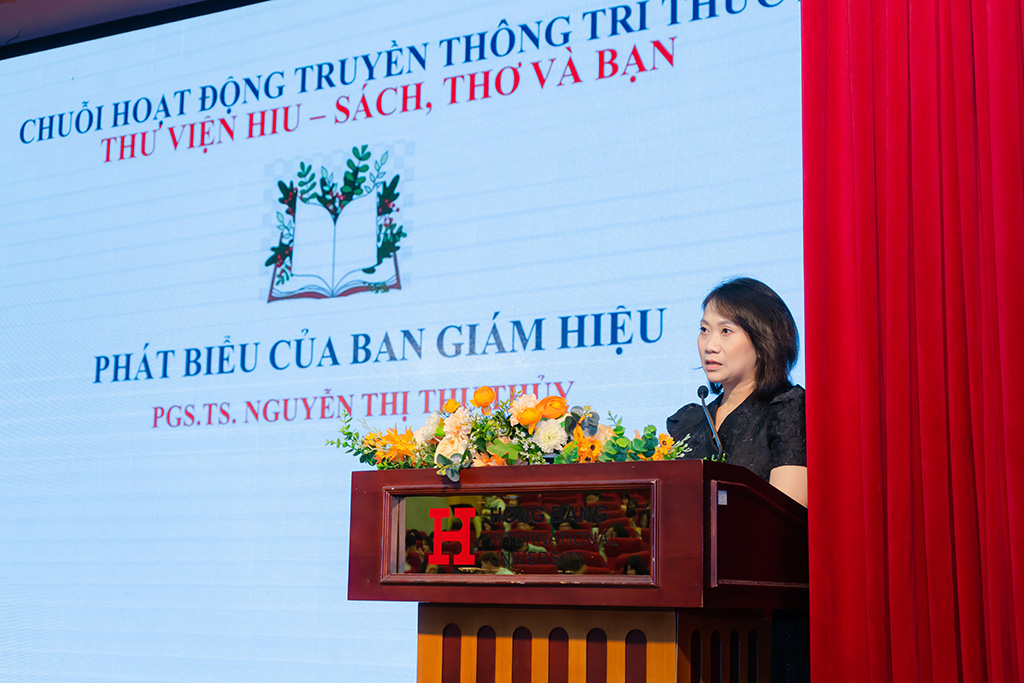 PGS.TS.DS Nguyễn Thị Thu Thủy - Phó Hiệu trưởng HIU phát biểu tại sự kiện