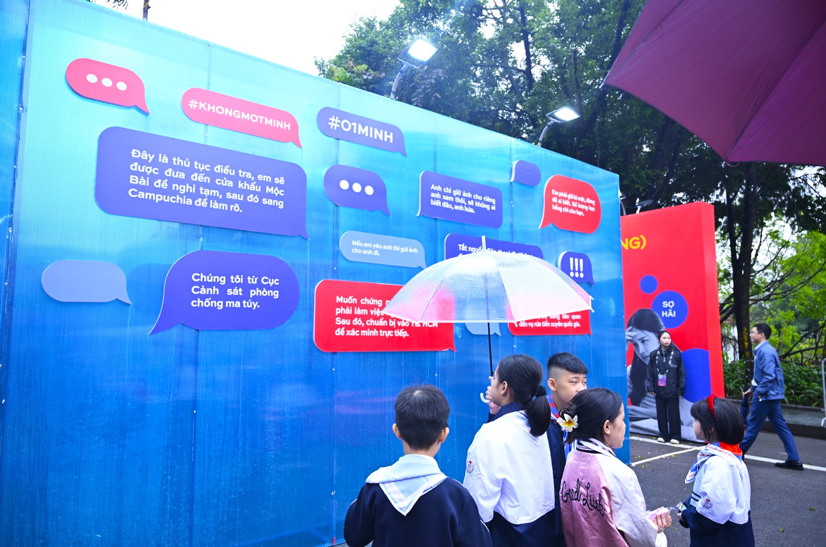 Tại không gian triển lãm số đa giác quan, khách tham quan sẽ được trải nghiệm hệ thống tương tác ánh sáng, âm thanh và công nghệ ấn tượng.