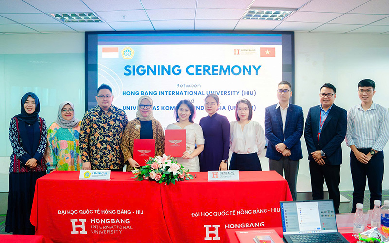 HIU ký kết hợp tác và giao lưu văn hóa với Đại học UNIKOM, Indonesia