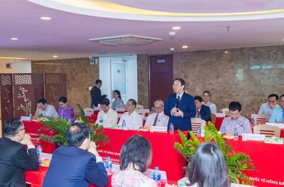 HIU tổ chức Tọa đàm 20/11: Bàn về vai trò người thầy thời AI và chuẩn hóa mô hình Viện – Trường