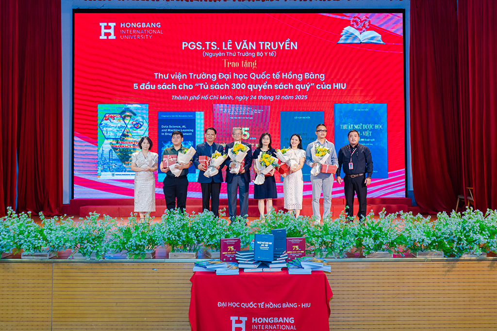 HIU tri ân các cá nhân, đơn vị đóng góp cho kho tàng học thuật của Nhà trường.