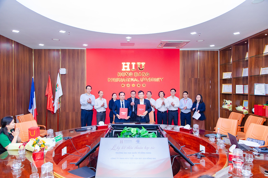 HIU ký kết hợp tác với Công ty TNHH MTV Tiếp Vận Sky Air Đồng Nai, mở rộng cơ hội thực tập và việc làm cho sinh viên trong lĩnh vực logistics và tiếp vận hàng không.
