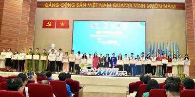 Hai đề tài nghiên cứu của sinh viên HIU xuất sắc đạt Giải Khuyến khích Euréka lần thứ 27