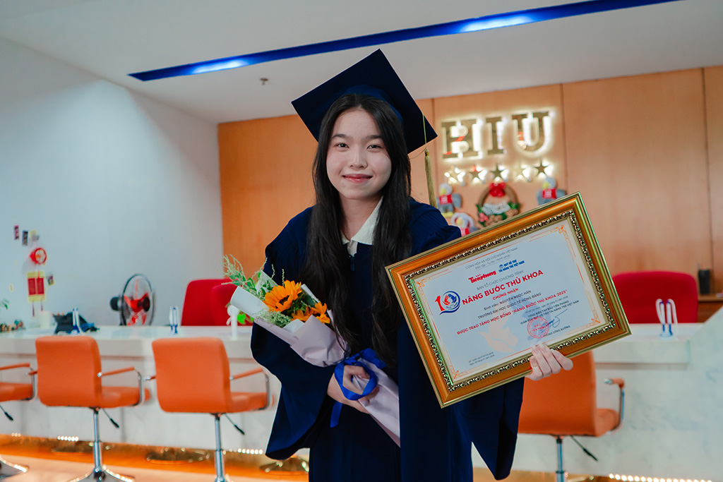 Môi trường học tập tại HIU tạo điều kiện để sinh viên đi chậm, đi chắc và trưởng thành theo nhịp độ của riêng mình