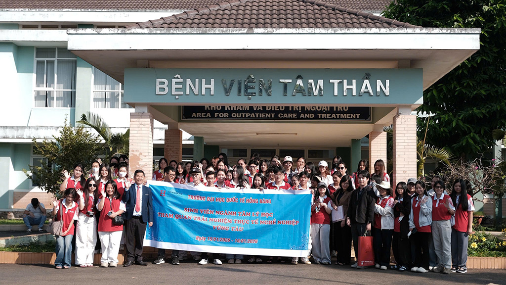 Đoàn sinh viên Trường Đại học Quốc tế Hồng Bàng trải nghiệm thực tế nghề nghiệp tại Bệnh viện Sức khỏe Tâm thần Bà Rịa - Vũng Tàu