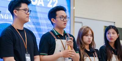 Sinh viên truyền thông HIU bảo vệ đồ án theo mô hình pitching