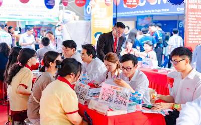 Học 2 bằng đại học cùng lúc có vất vả không?