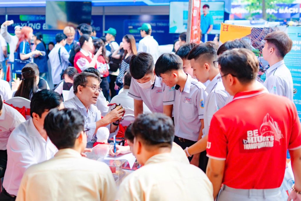 không giỏi môn nào nổi trội thì chọn ngành gì