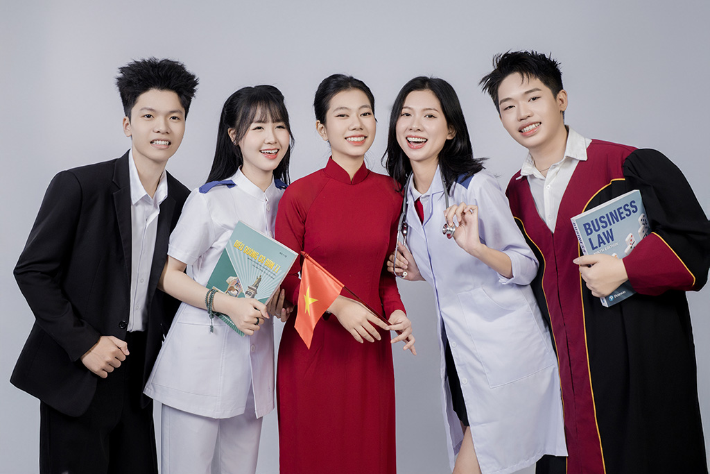 Trường Đại học Quốc tế Hồng Bàng tuyển sinh ngành Công nghệ Sinh học theo 6 phương thức xét tuyển