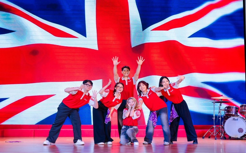 IELTS 6.5 nên chọn ngành gì? 6 hướng học tận dụng tốt lợi thế tiếng Anh