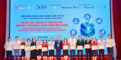 Đào tạo dược sĩ trước làn sóng AI và chăm sóc cá thể hóa