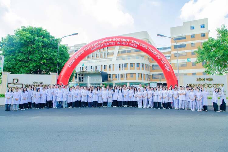 Trải nghiệm khối ngành Sức khỏe tại Bệnh viện Đại học Quốc tế Hồng Bàng