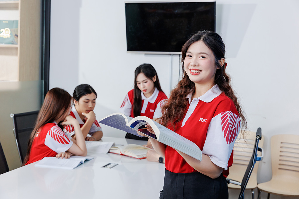 Ngành kinh doanh quốc tế là gì?