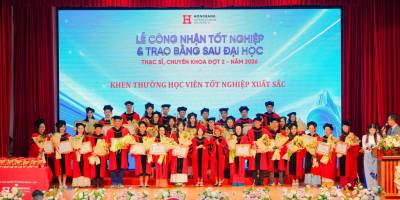 HIU trao bằng tốt nghiệp cho 426 Thạc sĩ và Chuyên khoa cấp I, nhấn mạnh học tập suốt đời